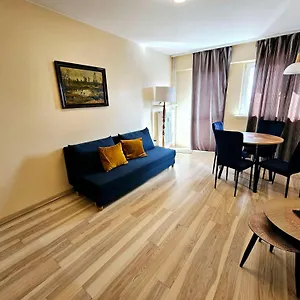 Apartament First Zoliborz 9, Warszawa